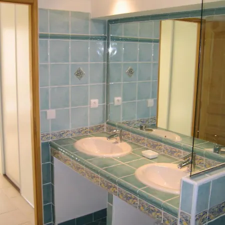 Villa Lou Pei *