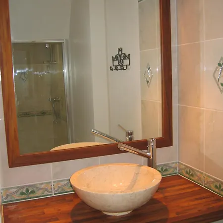 Lou Pei Magnifique Vue Piscine Chauffee 10x5m 5 Ch 5sdb וילה