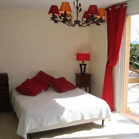 Lou Pei Magnifique Vue Piscine Chauffee 10x5m 5 Ch 5sdb