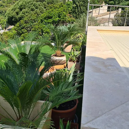 Lou Pei Magnifique Vue Piscine Chauffee 10x5m 5 Ch 5sdb * Les Issambres