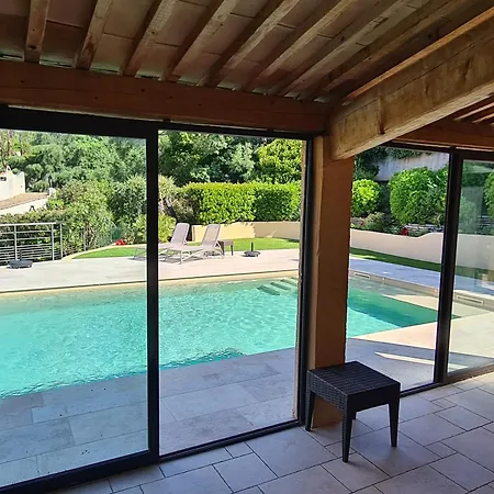 Lou Pei Magnifique Vue Piscine Chauffee 10x5m 5 Ch 5sdb Villa Les Issambres
